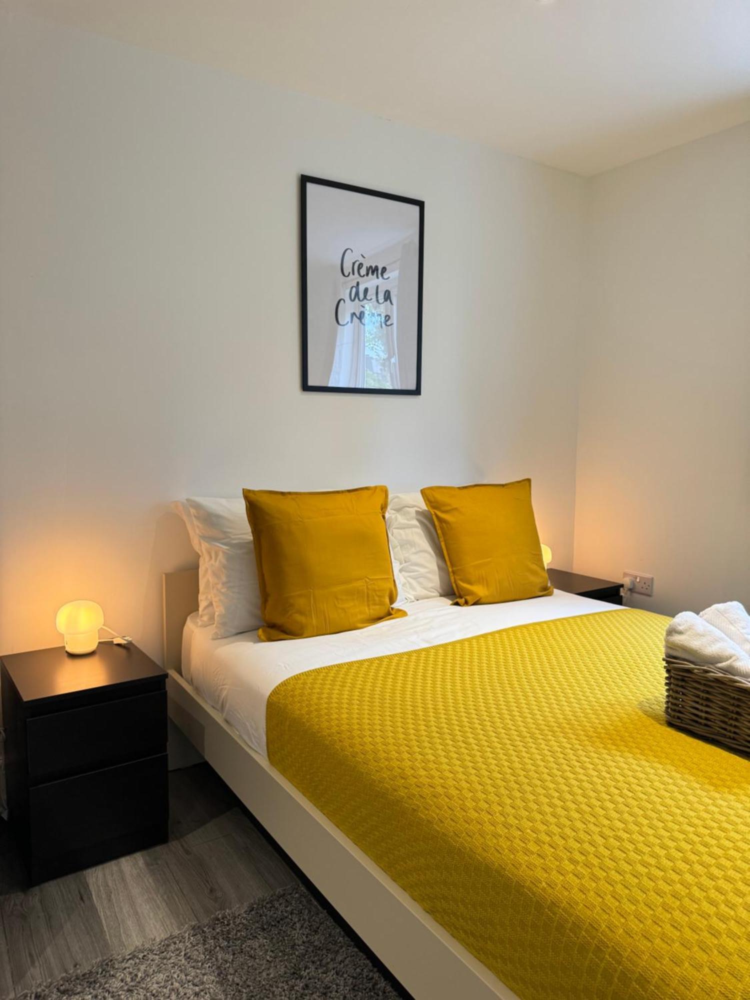 En-Suite Bedroom For Up To 4! Sofa Bed - Near Stratford London Exterior foto