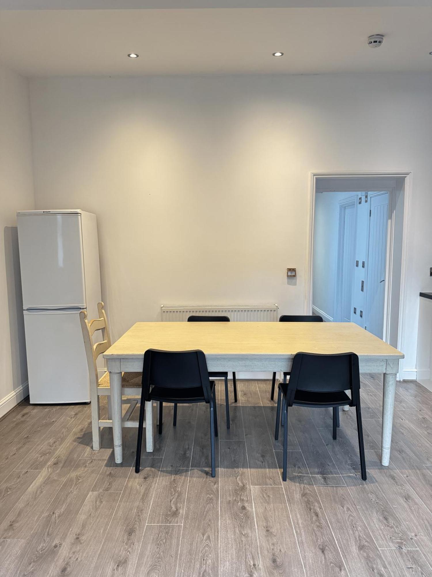 En-Suite Bedroom For Up To 4! Sofa Bed - Near Stratford London Exterior foto