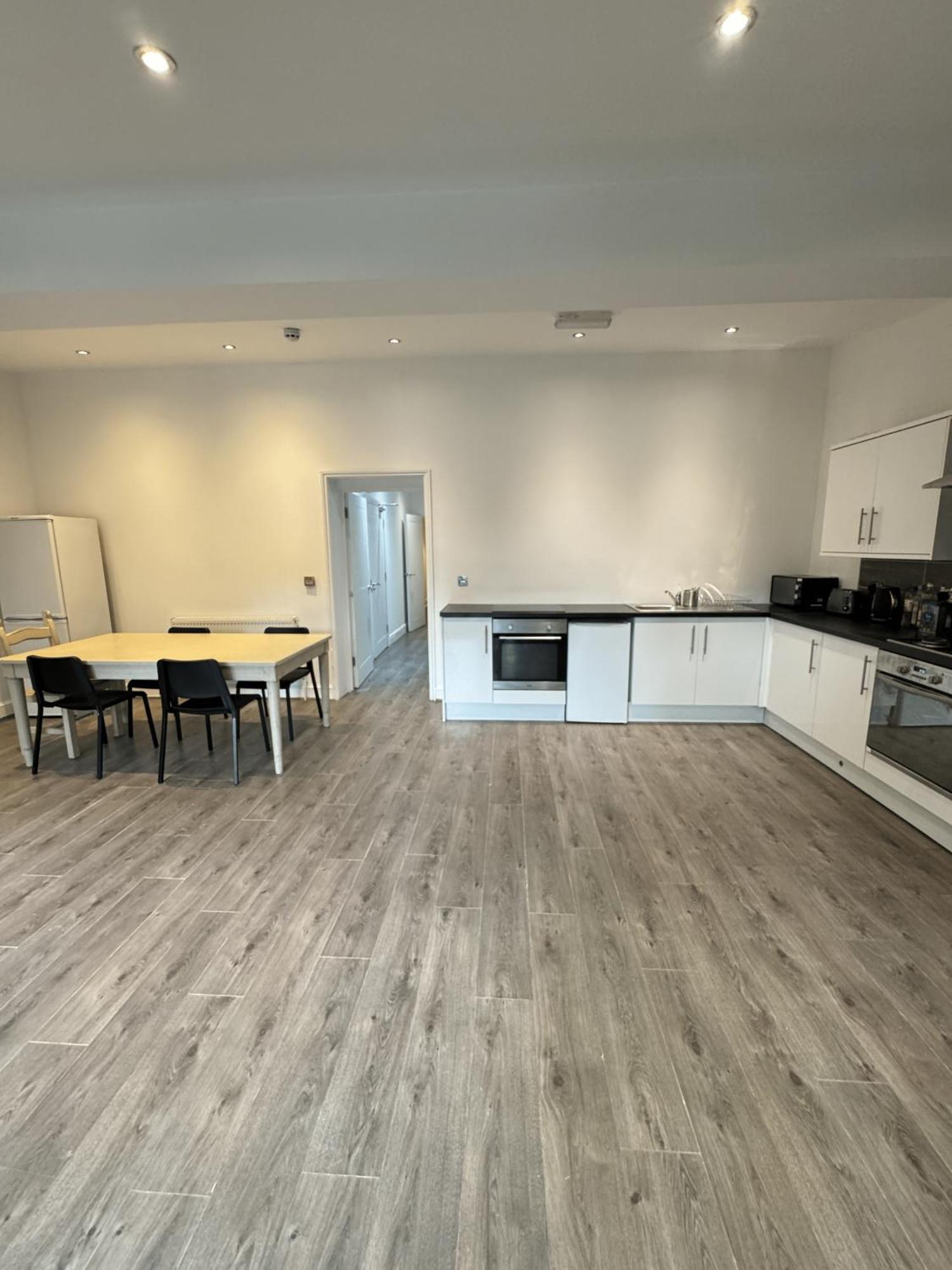 En-Suite Bedroom For Up To 4! Sofa Bed - Near Stratford London Exterior foto